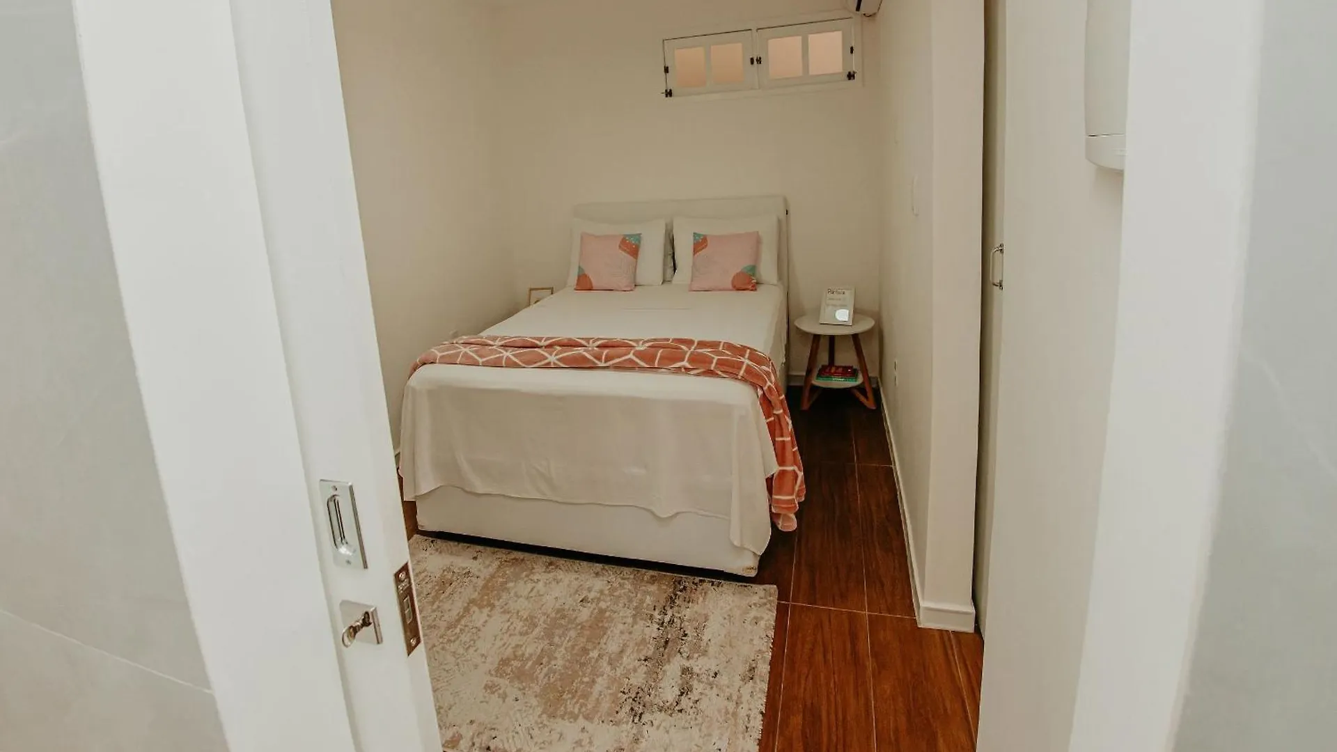Apartamento Para Casal - 2,4Km Praia Do Forte Cabo Frio 0*,